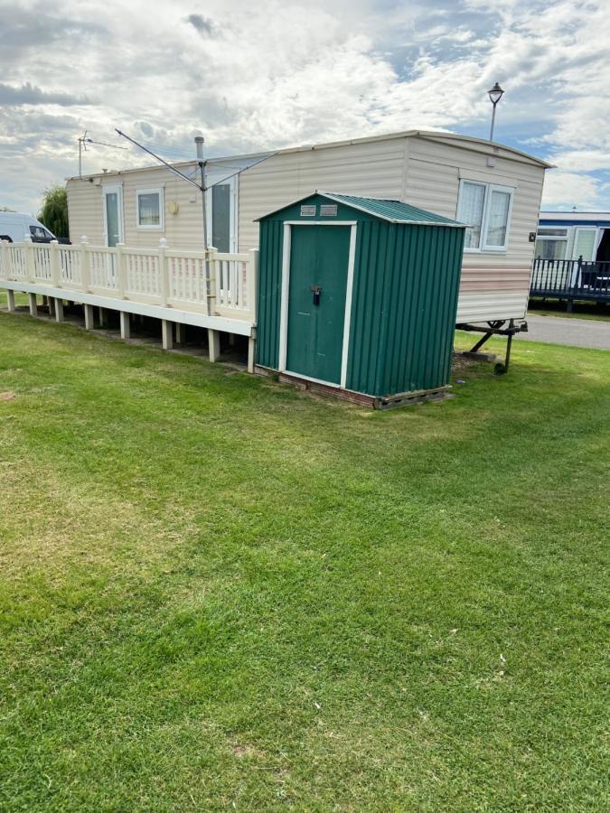 I13 The Chase Caravan Park Ingoldmells Exteriör bild